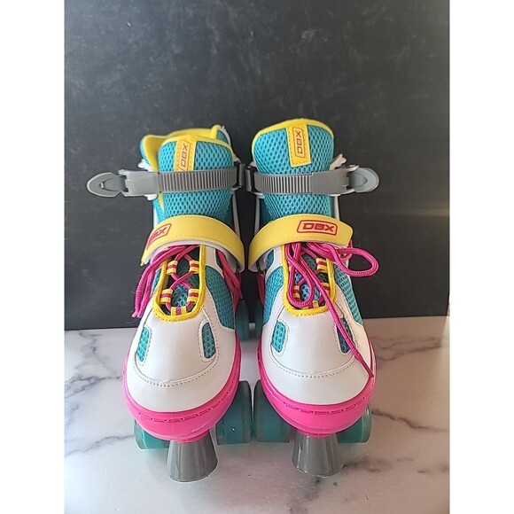 DBX Girls Large Sz 5-8 Express Quad Skate Set Roller Skates W/ Protective Pads - Picture 2 of 12